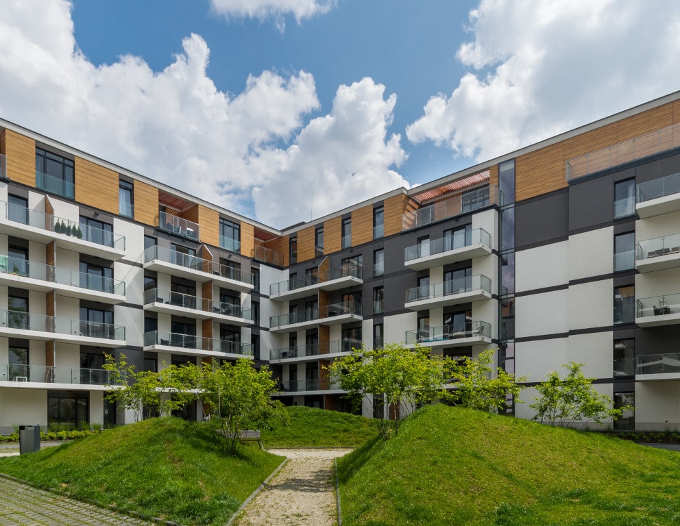 Buying an apartment for investment purposes – is it a good time for purchase? Which location is worth investing now and what are the next steps?