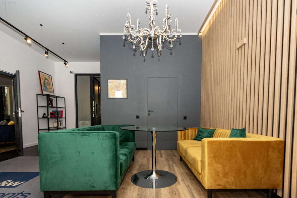 Premium Office 128 sqm | Wola Justowska | 4 Parking Spaces