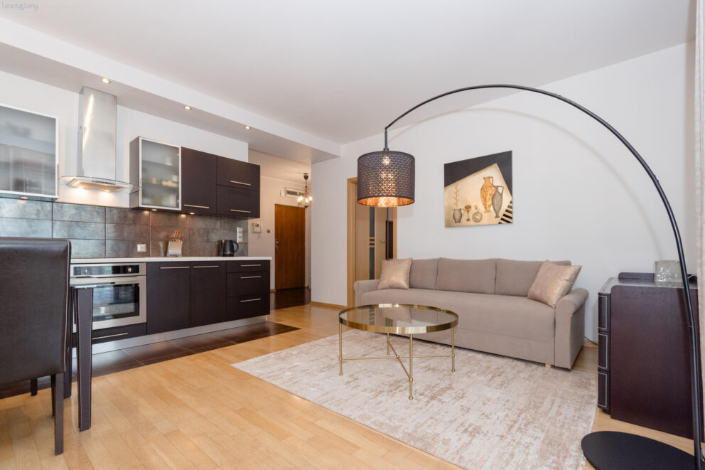 2 Bedroom Apartment with a Balcony for Rent – Cztery Korony, Pilotów